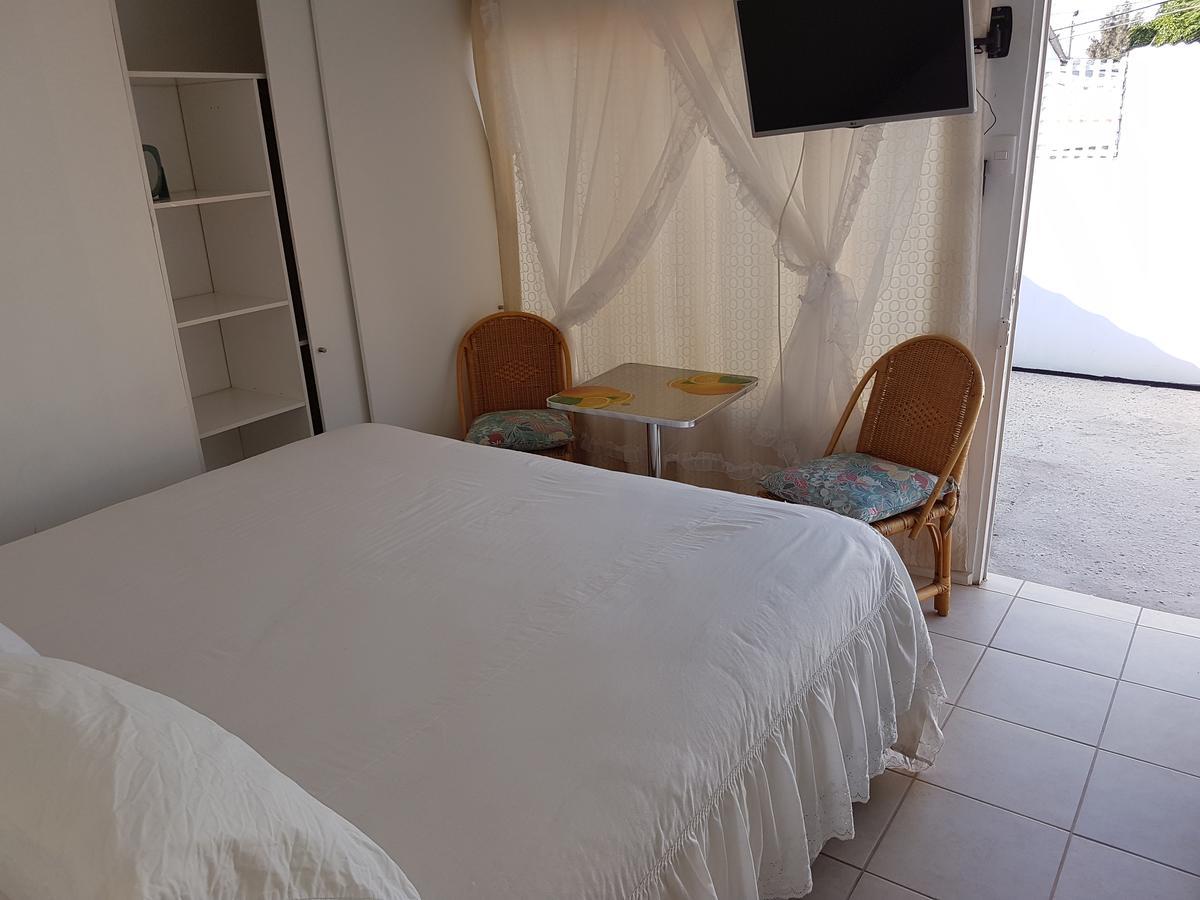 לה סרנה Aparthotel Carmona מראה חיצוני תמונה